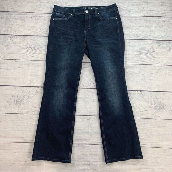 NY & C Jeans sz 12 Curvy Bootcut Dark Wash Inseam Measures 29" Rhinestone Bling - Picture 1 of 11